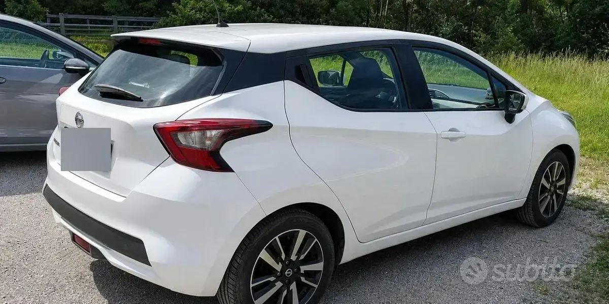 Usata Nissan Micra 71 CV (52 kW) 2017 Bianco Utilitaria