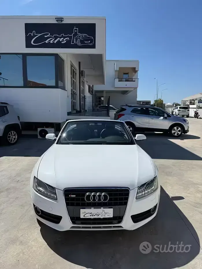 Usata Audi A5 Cabriolet Ambiente 190 CV (139 kW) 2010 Bianco Cabrio