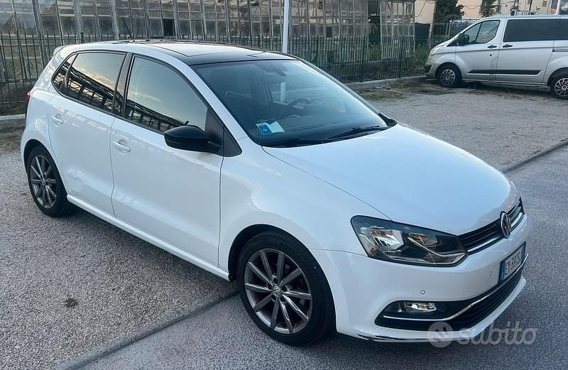 Usata VW Polo 90 CV (66 kW) 2015 Bianco Berlina