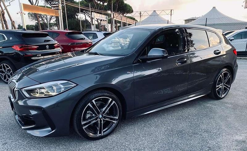 Usata BMW 116 M Sport 116 CV (85 kW) 2020 Grigio Utilitaria