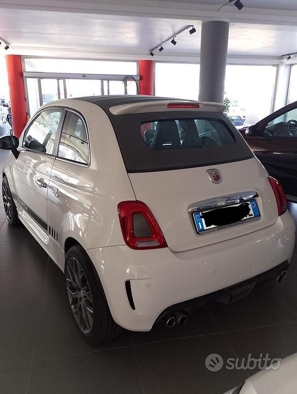 Usata Abarth 500 135 CV (99 kW) 2011 Bianco Utilitaria