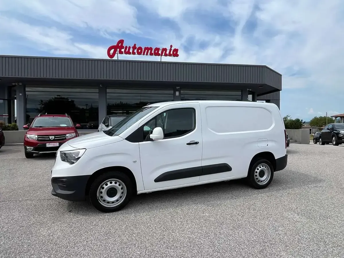 Usata Opel Combo 131 CV (96 kW) 2020 Bianco Monovolume