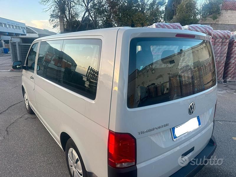 Usata VW Transporter 110 CV (80 kW) 2023 Beige Furgone