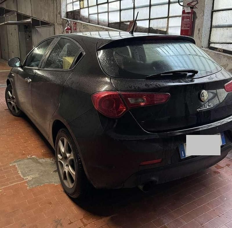 Usata Alfa Romeo Giulietta Progression 105 CV (77 kW) 2012 Utilitaria