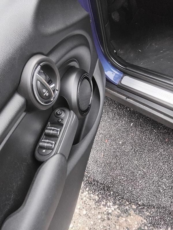 Usata Mini One D 2018 Blu Utilitaria