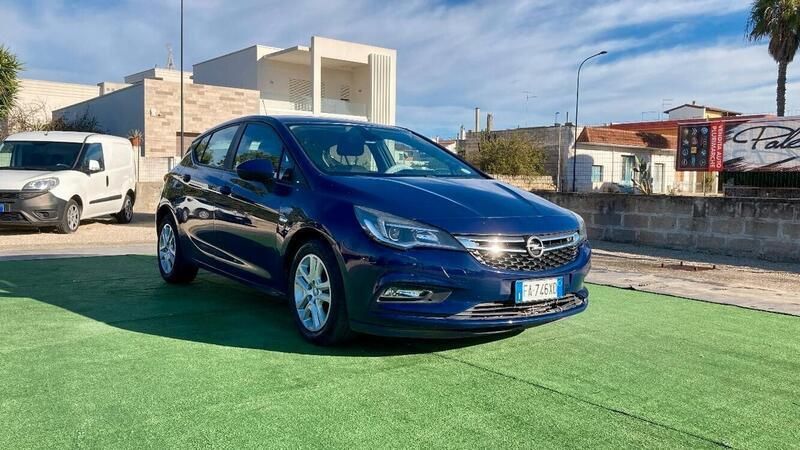 Usata Opel Astra 95 CV (69 kW) 2016 Blu Berlina