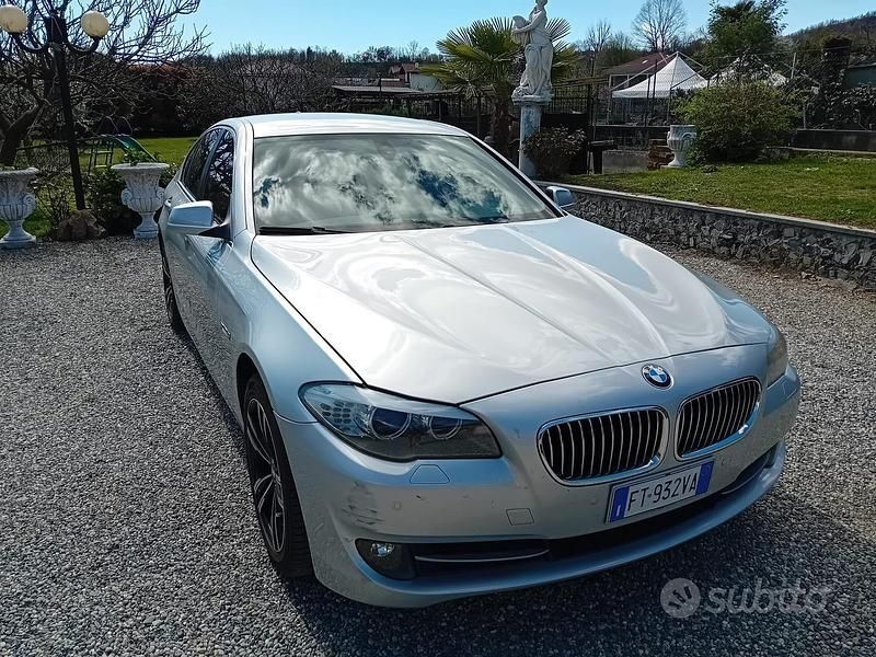 Usata BMW 530 245 CV (180 kW) 2010 Grigio Berlina