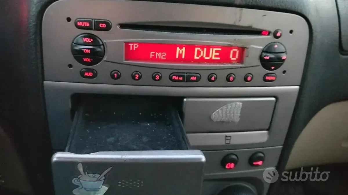 Usata Alfa Romeo 147 105 CV (77 kW) 2006 Nero Utilitaria