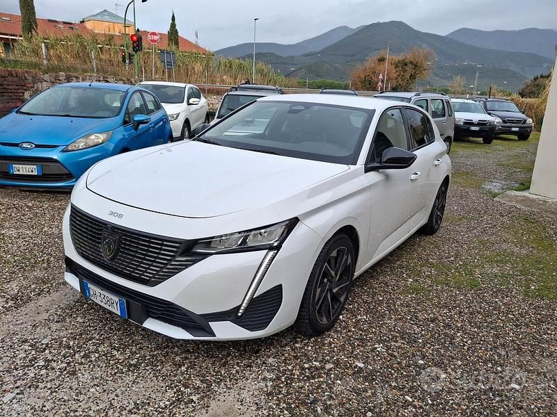 Bianco Usata 2022 Peugeot 308 Allure Tre volumi | 16.800 € (Buon prezzo) - Immagine 1/4
