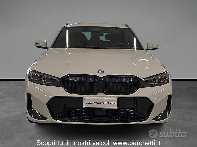 Usata BMW 320 Efficient Dynamics 190 CV (139 kW) 2024 Bianco Station wagon