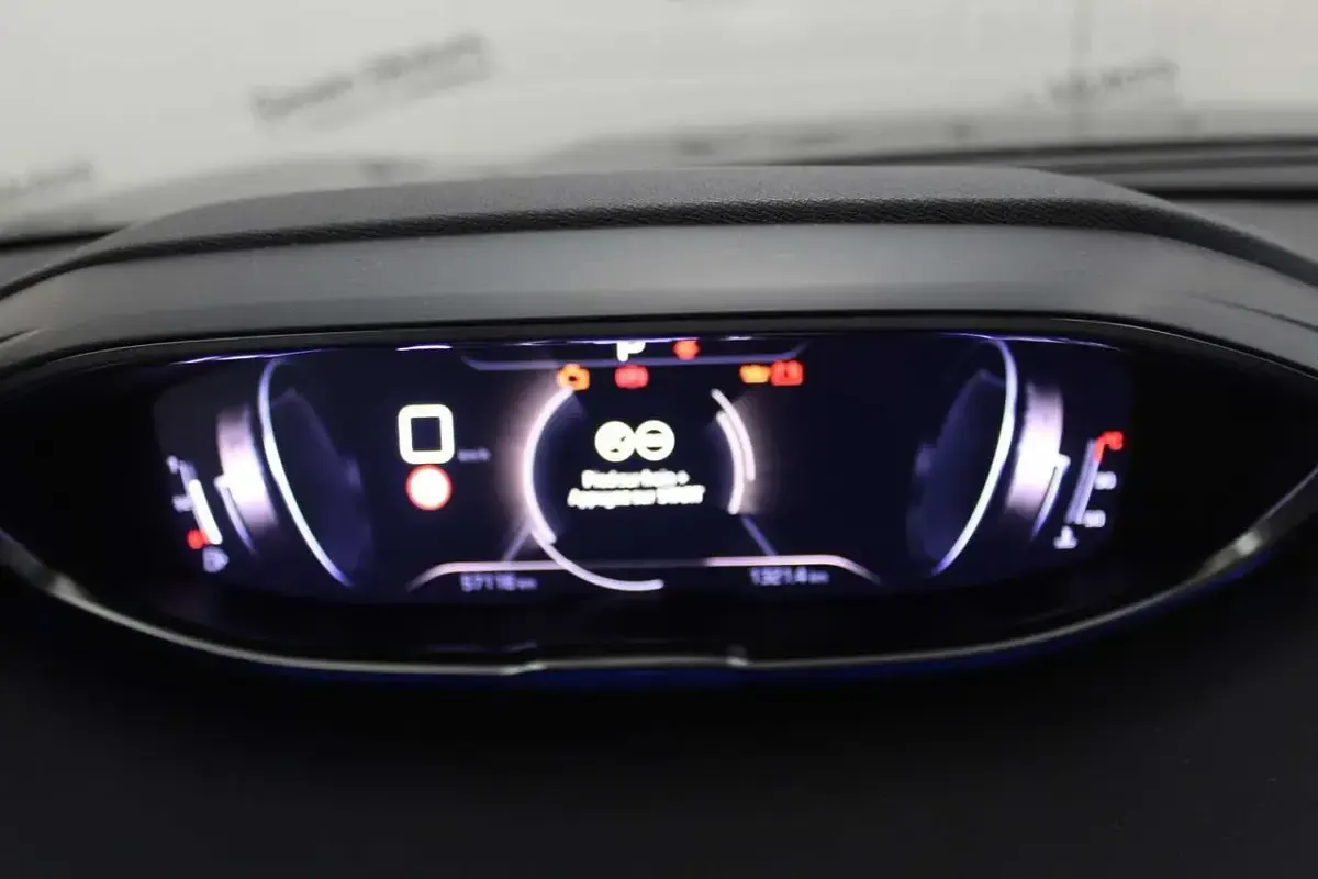 Usata Peugeot 3008 GT 131 CV (96 kW) 2022 Nero SUV