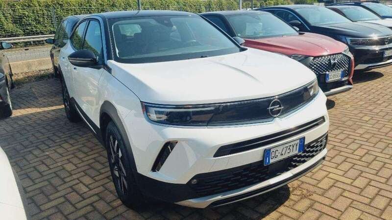 Usata Opel Mokka Elegance 101 CV (74 kW) 2022 Bianco SUV
