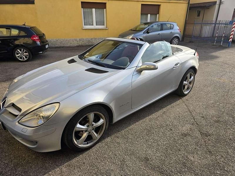 Usata Mercedes SLK200 163 CV (119 kW) 2006 Cabrio