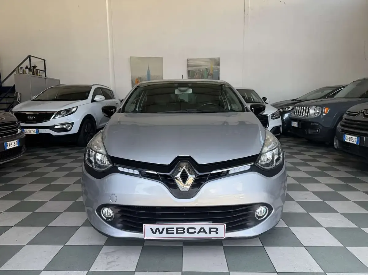 Second-hand Renault Clio IV 90 CP (66 kW) 2016 Argintiu Berlinǎ