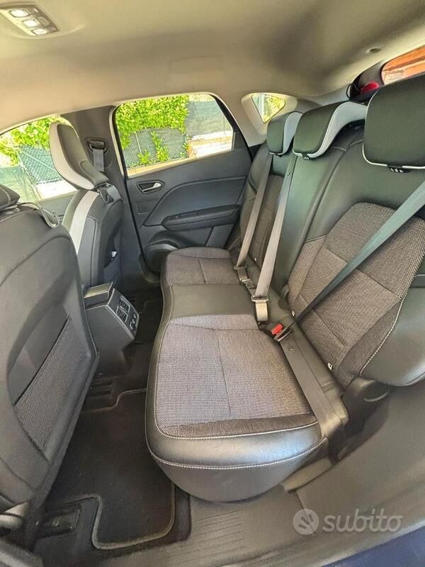 Usata Renault Captur 94 CV (69 kW) 2023 Blu SUV