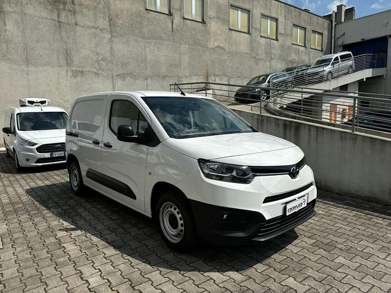 Usata Toyota Proace City City 101 CV (74 kW) 2020 Bianco Monovolume