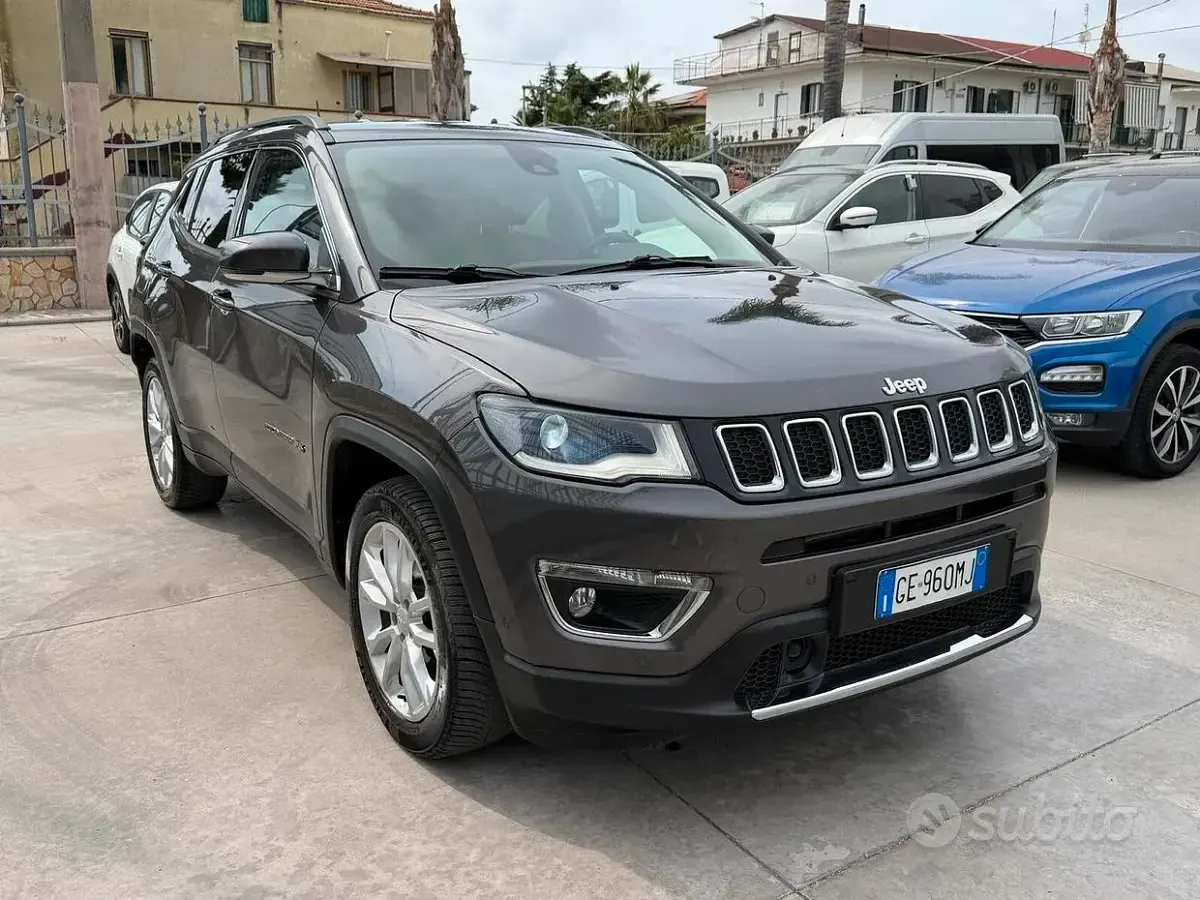 Usata Jeep Compass Limited 120 CV (88 kW) 2021 Grigio SUV