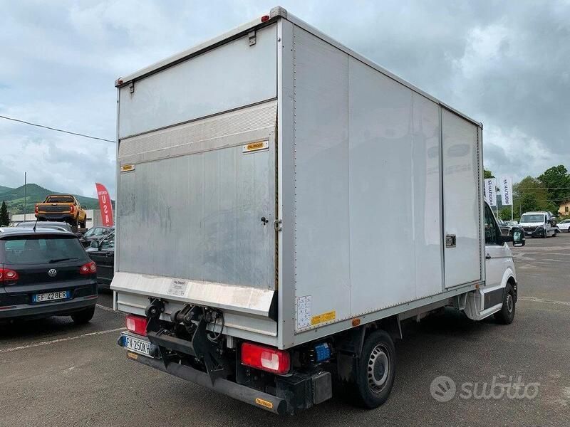 Usata VW Crafter 140 CV (102 kW) 2019 Bianco pastello Furgone