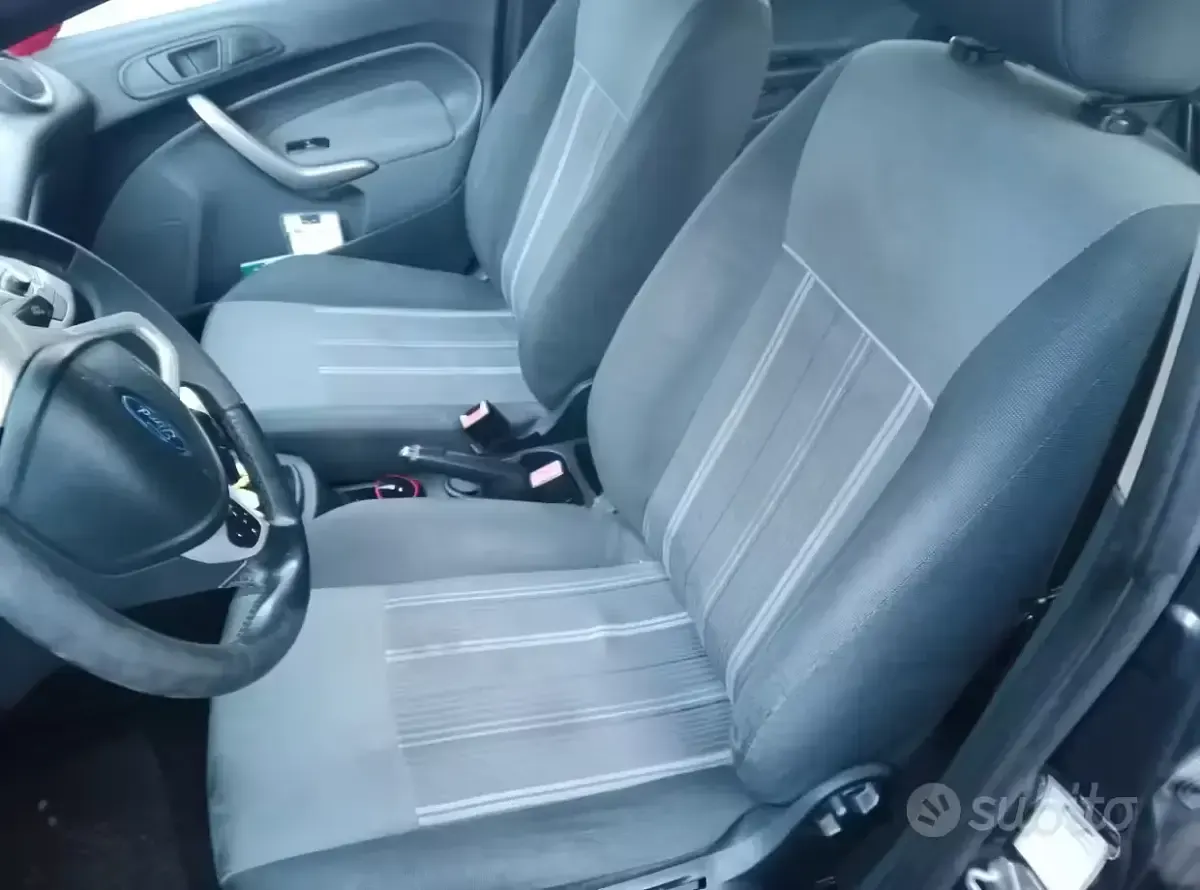 Second-hand Ford Fiesta 68 CP (50 kW) 2009 Hatchback
