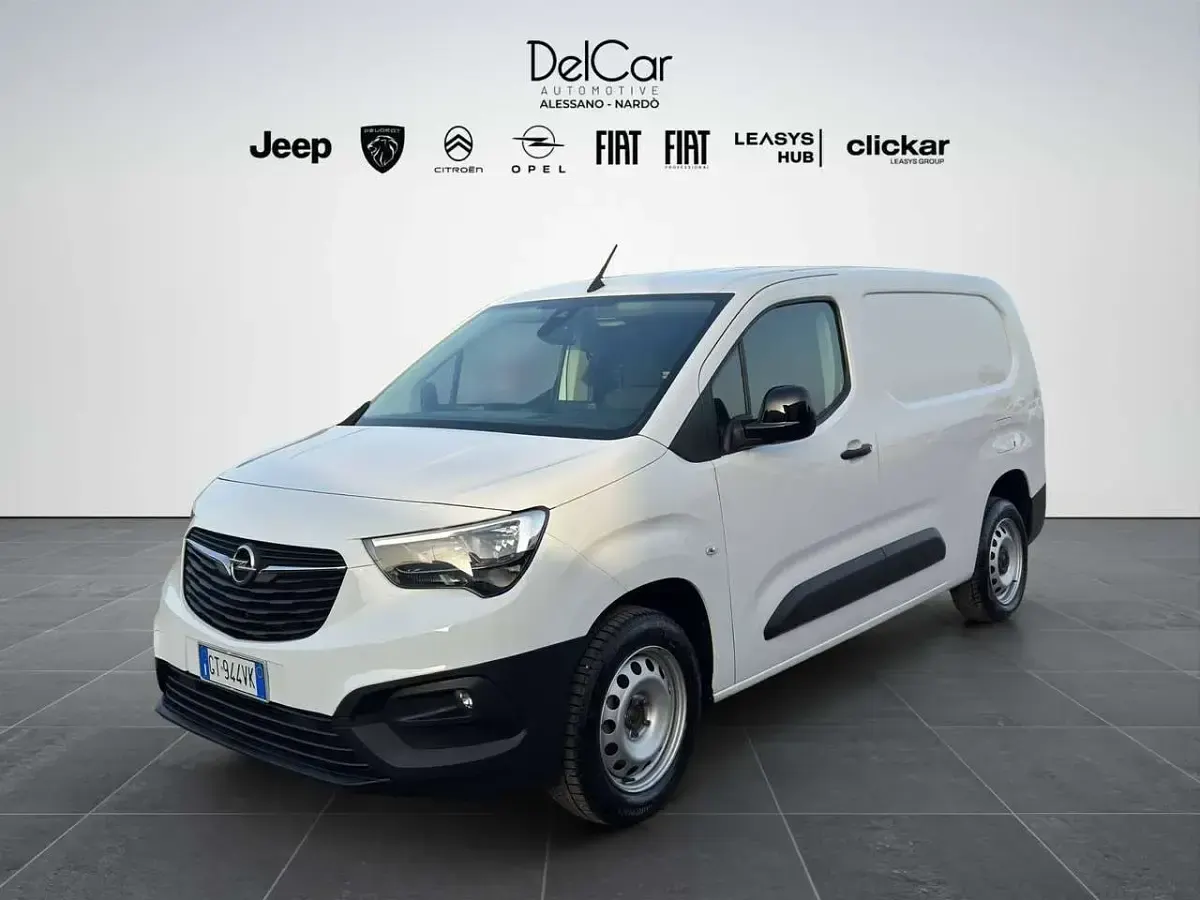 Usata Opel Combo Edition 101 CV (74 kW) 2024 Bianco Monovolume