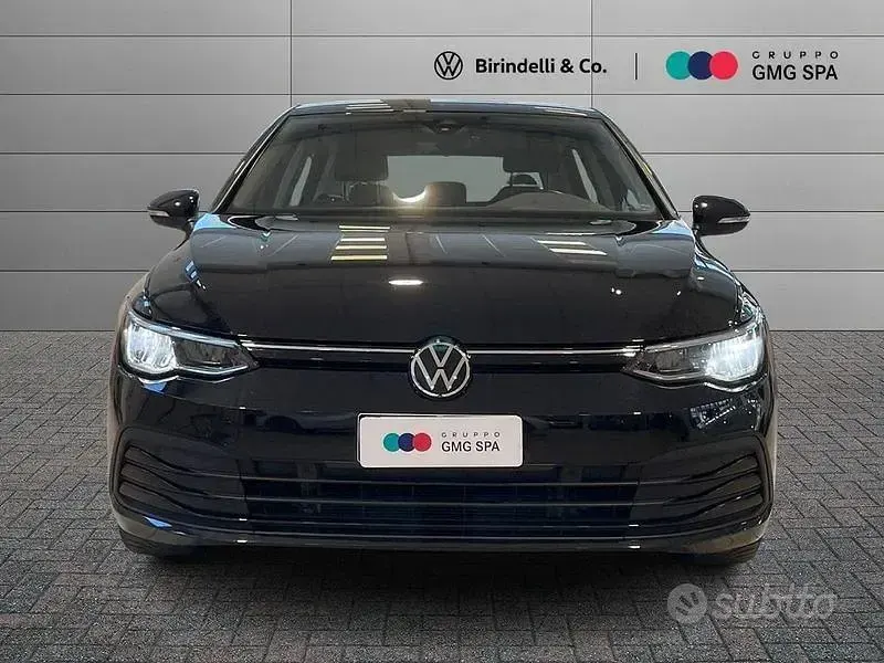 Usata VW Golf VIII Life 116 CV (85 kW) 2023 Nero Berlina