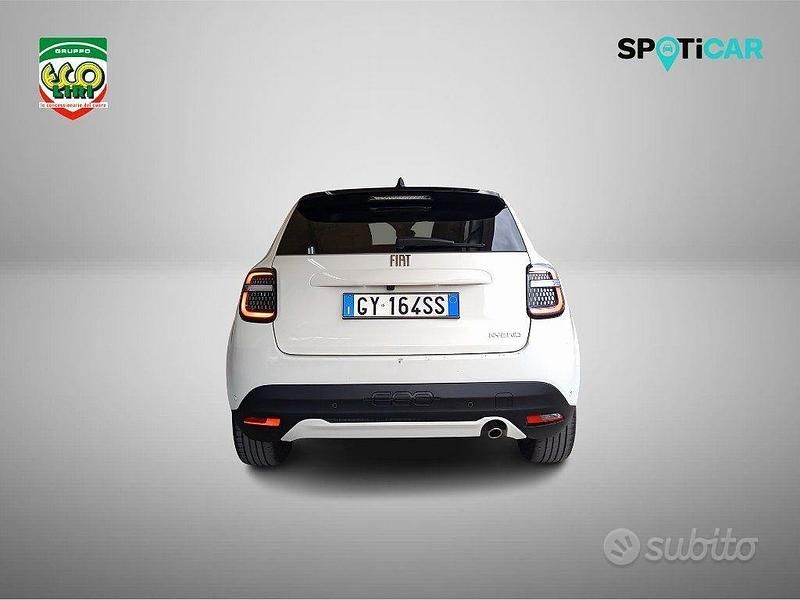 Usata Fiat 600 La Prima 101 CV (74 kW) 2025 Bianco SUV