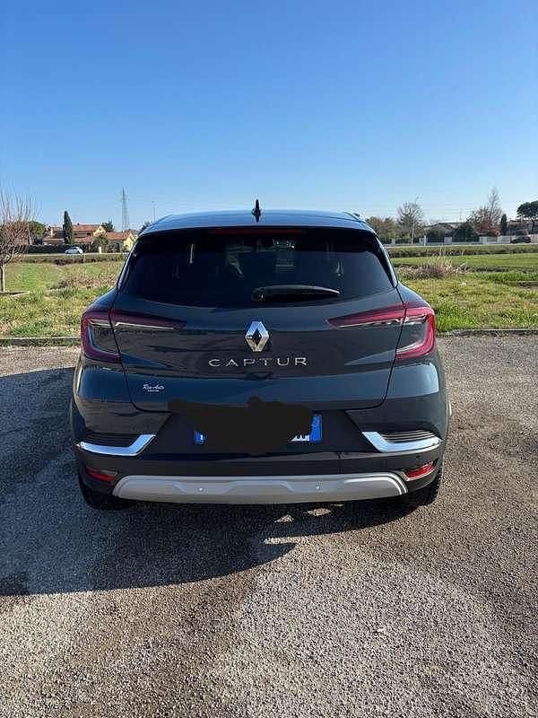 Usata Renault Captur 101 CV (74 kW) 2023 SUV