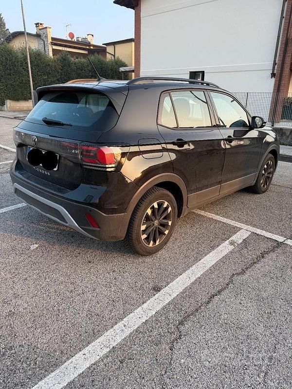 Usata VW T-Cross Life 115 CV (84 kW) 2024 Nero SUV