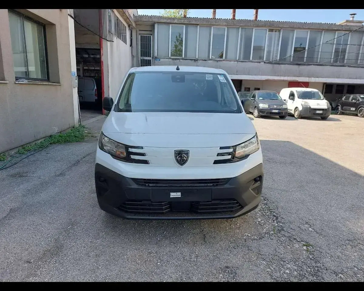 Nuova Peugeot Partner 131 CV (96 kW) 2026 Bianco Monovolume