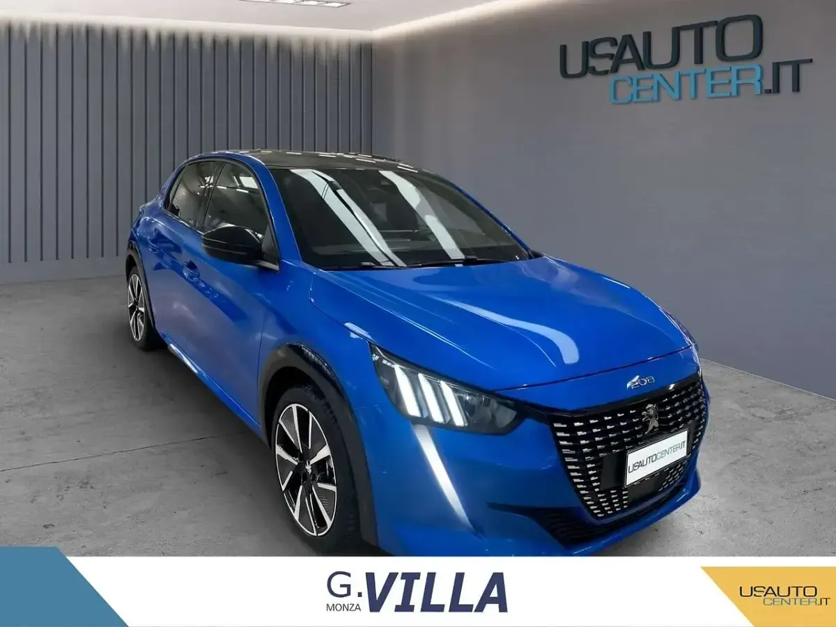 Käytetty Peugeot e-208 GT 100 kW (136 HP) 2022 Sininen Viistoperä