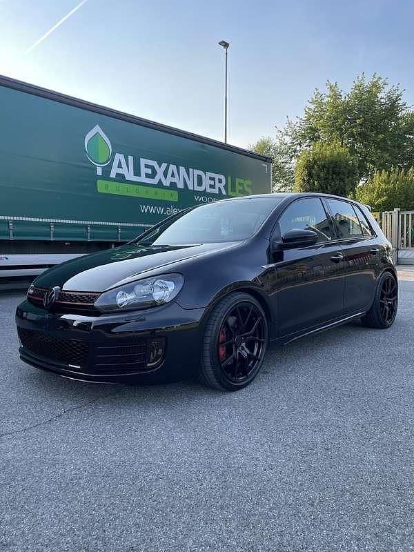 Usata 2010 VW Golf VI GTI Tre volumi | 14.000 € (Molto cara) - Immagine 1/4