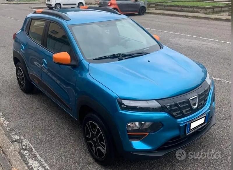 Usata 2021 Dacia Spring Comfort Plus Due volumi | 5900 € (Super prezzo) - Immagine 1/4