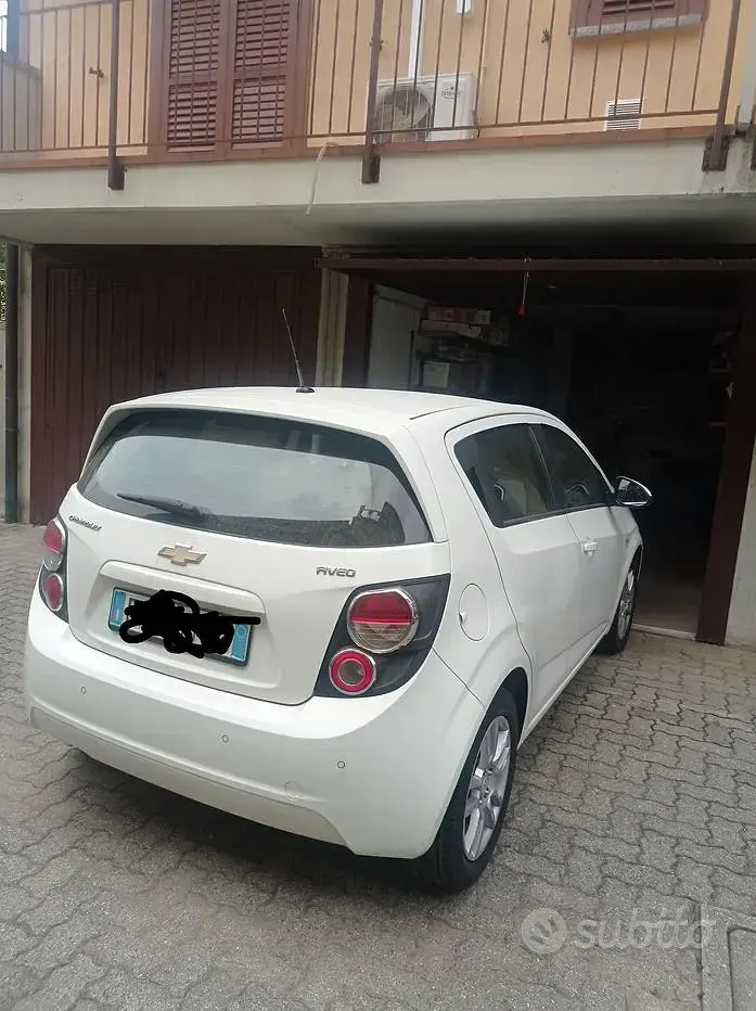 Usata Chevrolet Aveo 95 CV (69 kW) 2012 Berlina