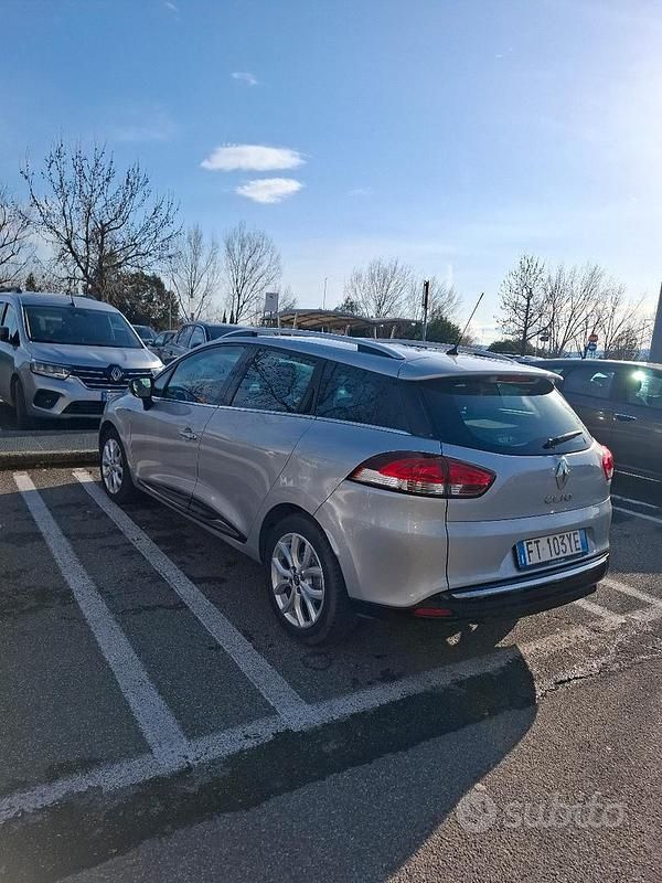 Usata Renault Clio GrandTour 90 CV (66 kW) 2019 Grigio Station wagon