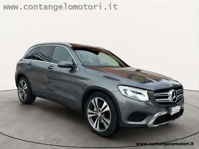 Usata Mercedes GLC250 203 CV (149 kW) 2016 Grigio SUV