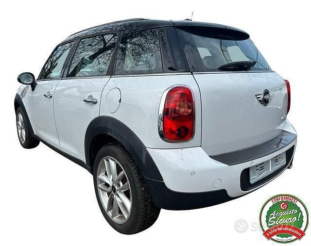 Usata Mini Cooper D Countryman 112 CV (82 kW) 2012 Bianco SUV