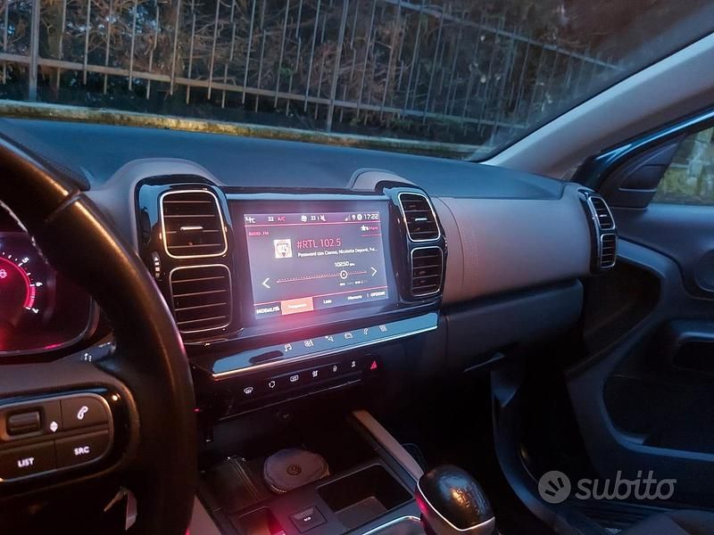 Usado Citroën C5 131 CV (96 kW) 2020 Verde Monovolumen