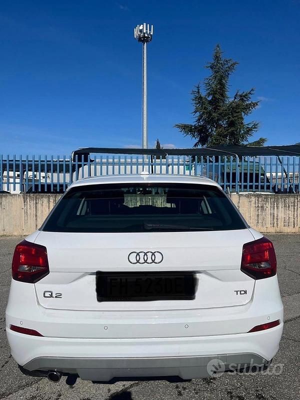 Usata Audi Q2 Business 116 CV (85 kW) 2017 Bianco SUV