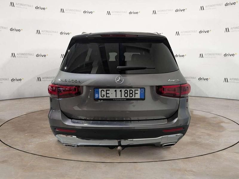 Usata Mercedes GLB200 150 CV (110 kW) 2021 Grigio SUV
