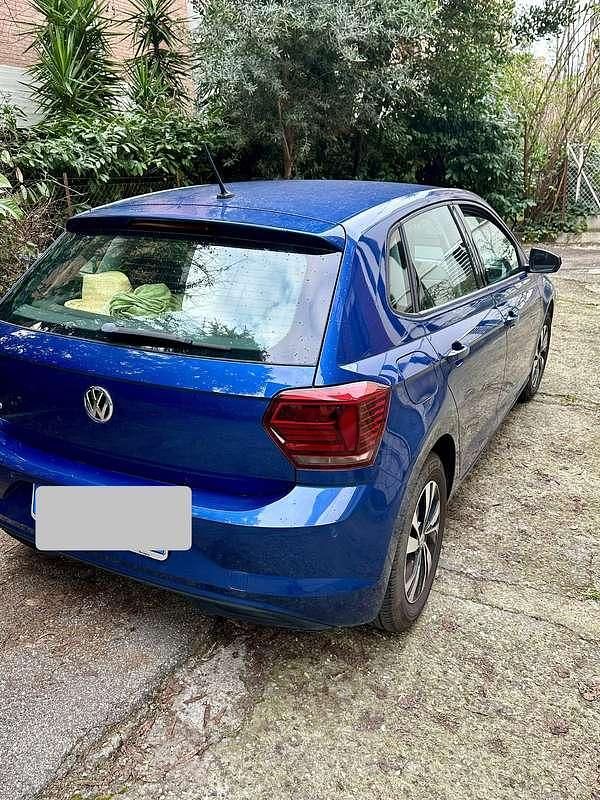 Usata VW Polo Comfortline 95 CV (69 kW) 2019 Blu/azzurro Utilitaria