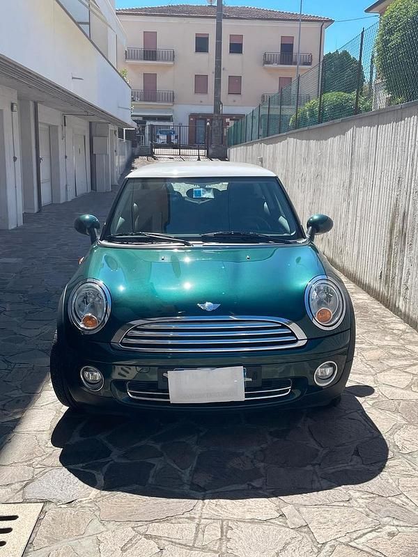 Usata Mini Cooper 120 CV (88 kW) 2008 Verde Utilitaria