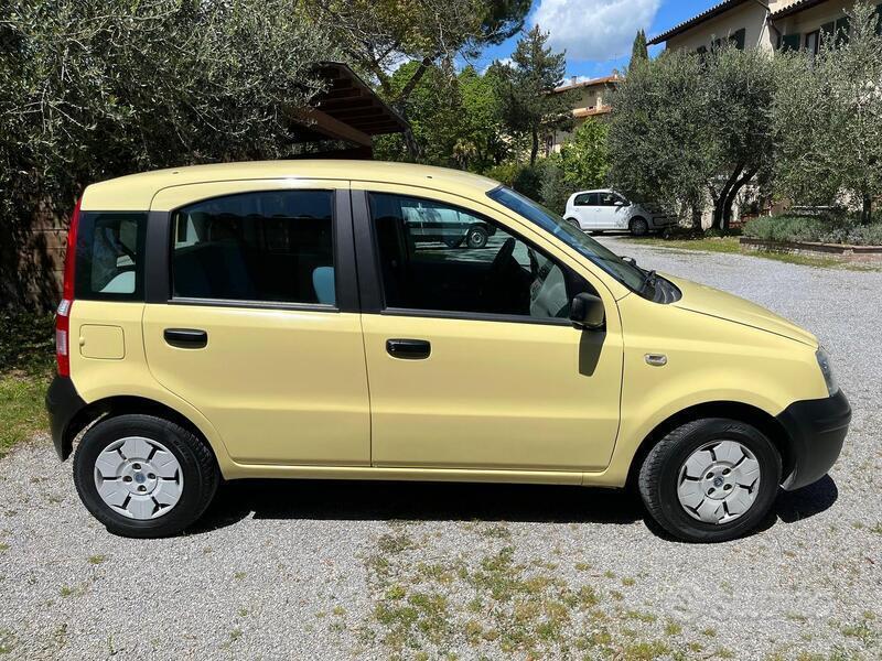 Usato 2005 Fiat Panda 1.1 Benzin 54 CV (3.200 €)