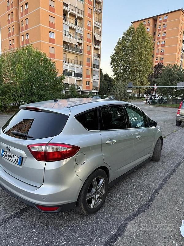 Usata Ford C-MAX 100 CV (73 kW) 2012 Grigio Monovolume