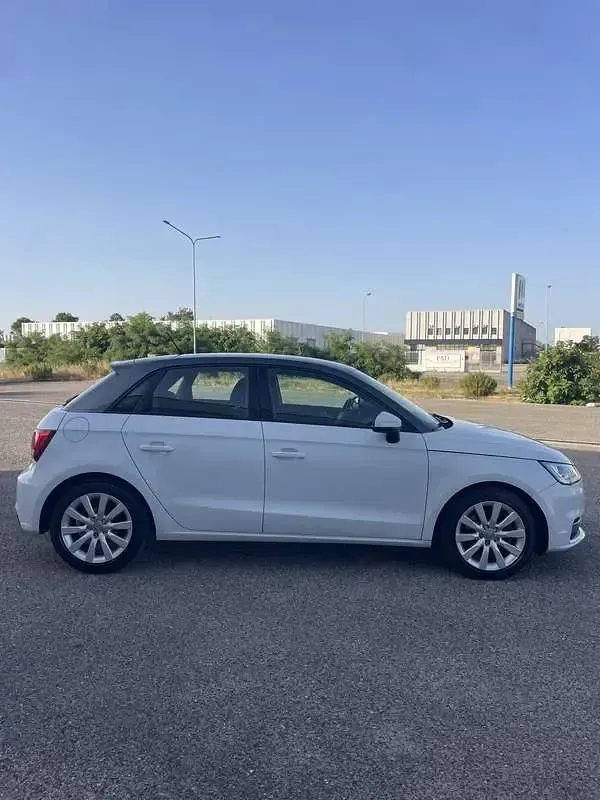Usata Audi A1 Sportback Admired 116 CV (85 kW) 2016 Bianco Utilitaria