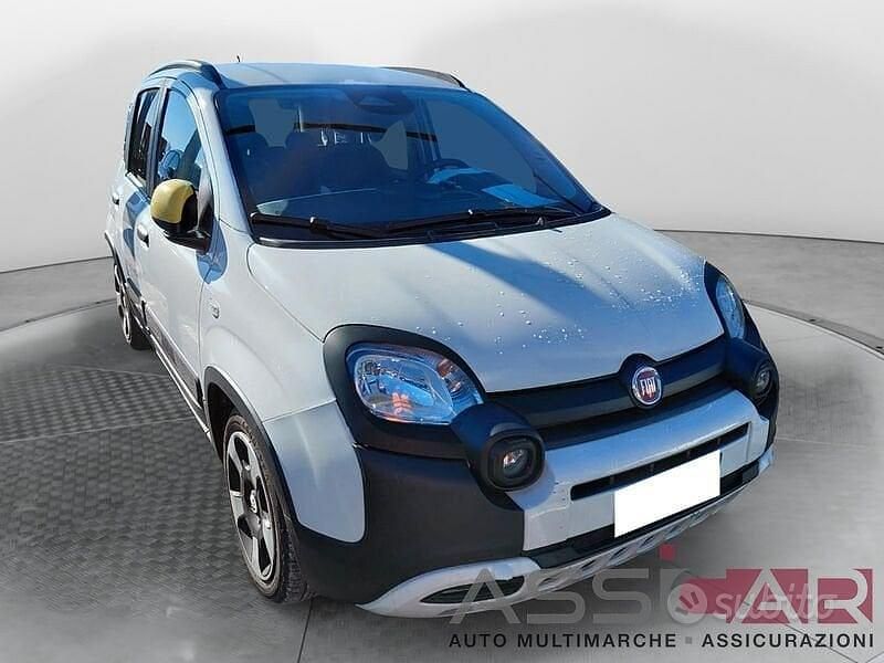 Usata Fiat Panda S 70 CV (51 kW) 2025 Bianco Utilitaria