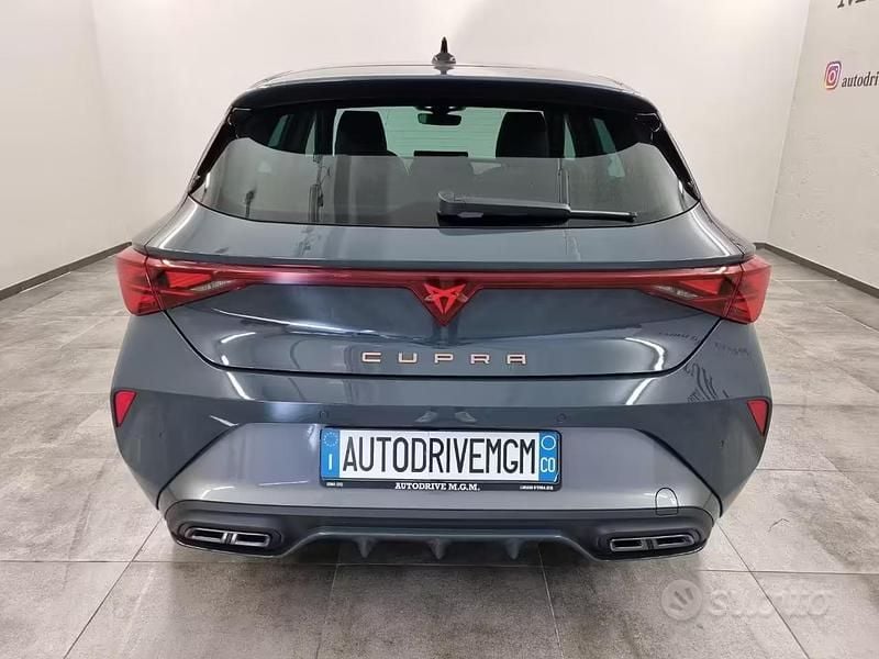 Usata Cupra Leon 150 CV (110 kW) 2025 Grigio Berlina
