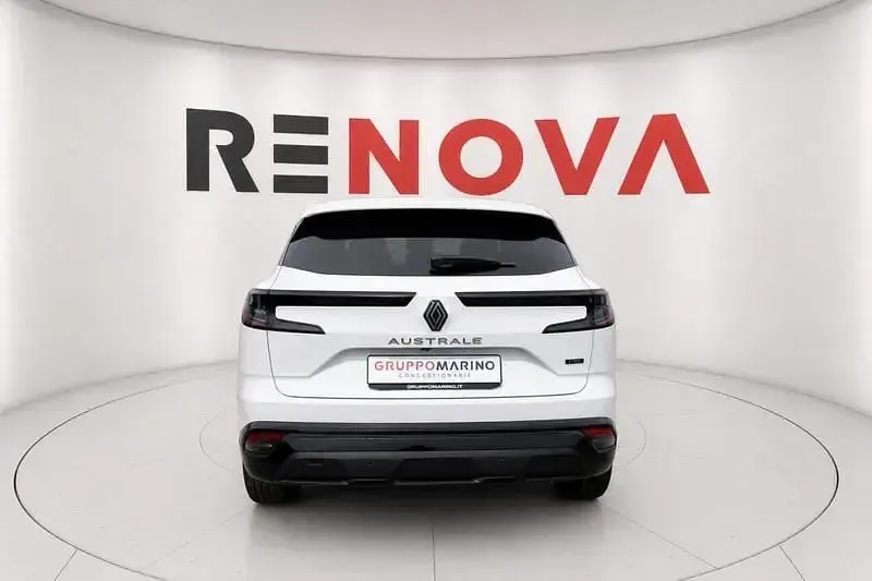 Usata Renault Austral Techno 199 CV (146 kW) 2023 Bianco SUV