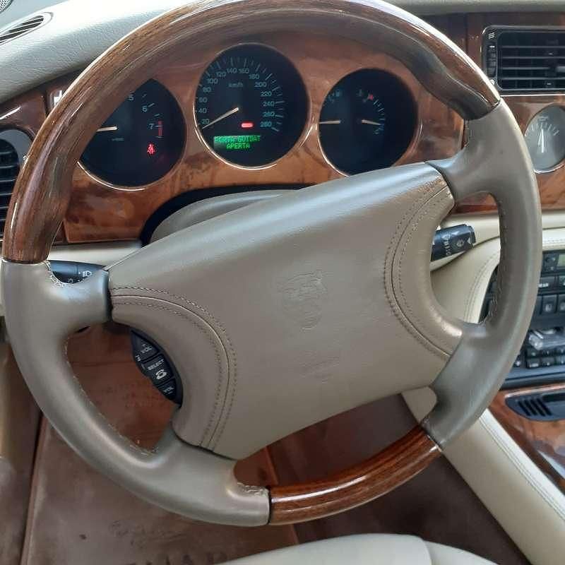 Usata Jaguar XK8 284 CV (208 kW) 1997 Coupé