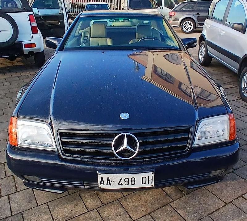Usata Mercedes SL320 231 CV (169 kW) 1994 Vernice pastello Cabrio