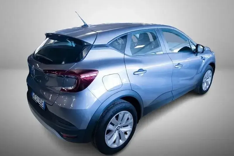 Usata Renault Captur Equilibre 91 CV (66 kW) 2023 Grigio SUV